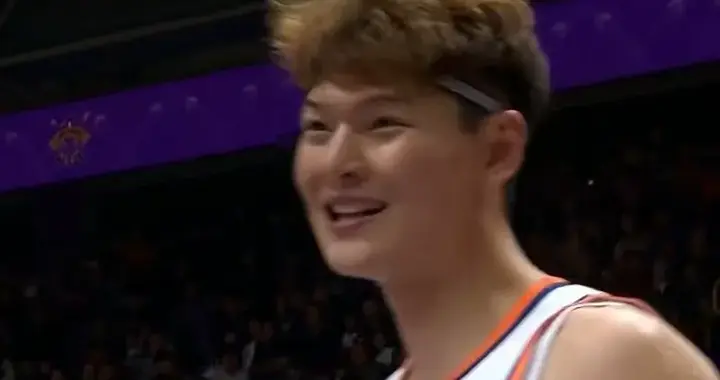 105-92！上海男篮大爆发，力克北控，收获2连胜，他们太强了！