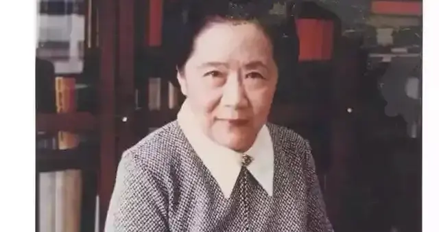 “民国女神逆袭吴健雄：从袁世凯孙媳妇到原子弹女科学家的传奇”