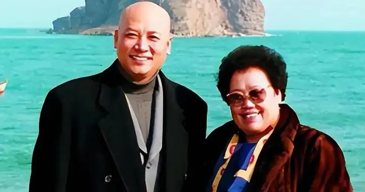 压对宝了，73岁无儿无女的迟重瑞，早已被陈丽华“安排”好了后路