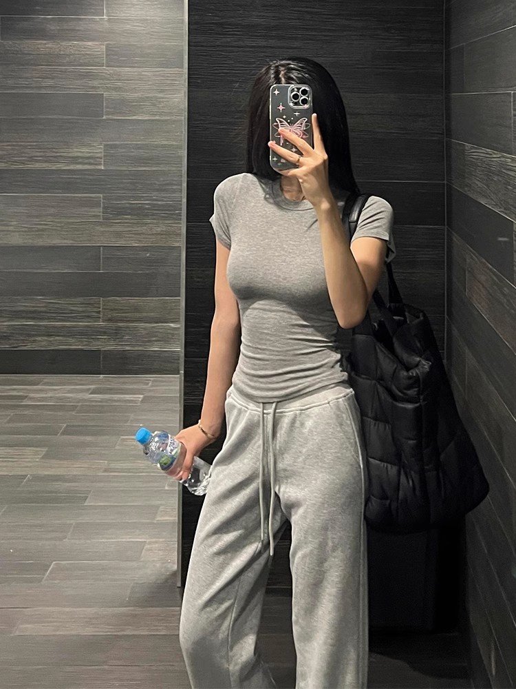 美式复古灰色圆领正肩短袖t恤女夏季小个子