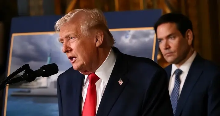 众目睽睽下特朗普宣布：从今天起，美军战舰改姓“特朗普”？