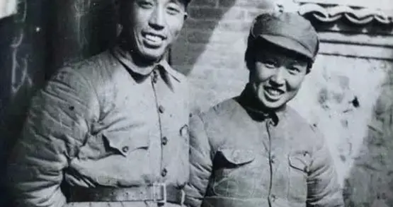 王震临终前说啥都不肯刮胡子，众人不解，邓公：他想毛主席了！