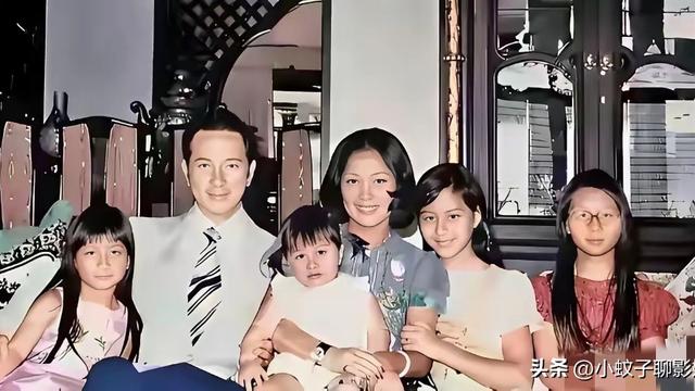 小蚊子聊影娱：赌王颜值真高，他家女儿也个