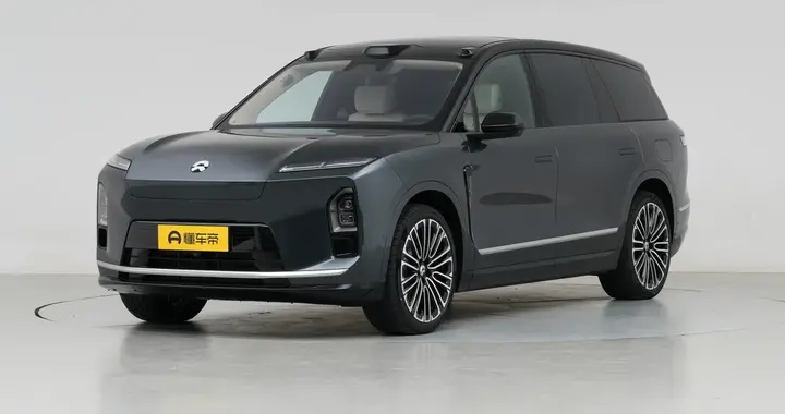 试驾蔚来ES8：3.97秒破百，5.7米掉头，40万级大三排纯电SUV