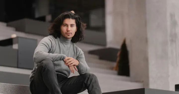 从瘸着腿抬棺材那天说起：一个不识字的95后农民工的二十年