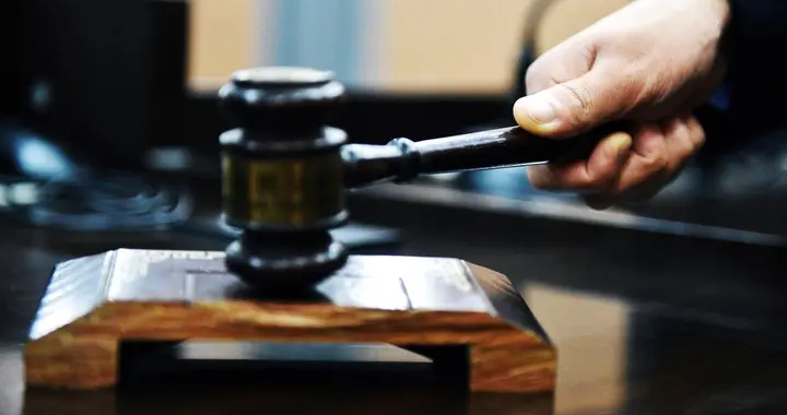 男子持长矛尖刀杀害邻居，一审被判处死刑！法院：虽有自首情节，但不足以从轻处罚