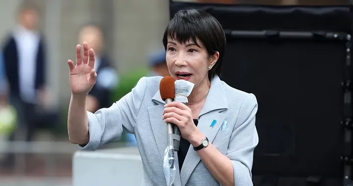日本首位女首相的惊人悖论：力主“相夫教子”的铁娘子