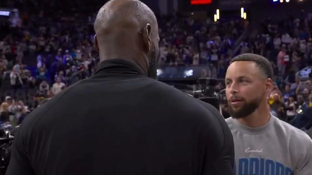 懂球伟：老詹还有油！库里谈詹姆斯：  