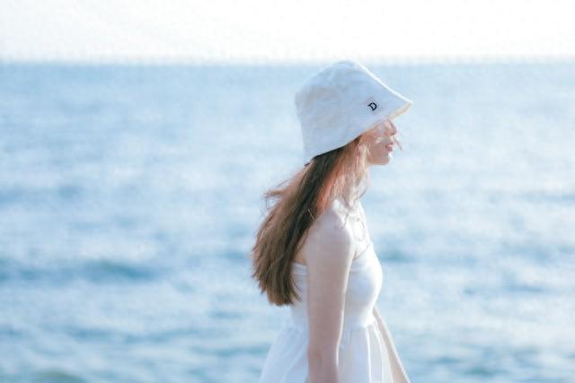 皮到欠揍的幽默短句，让你分分钟笑出腹肌！