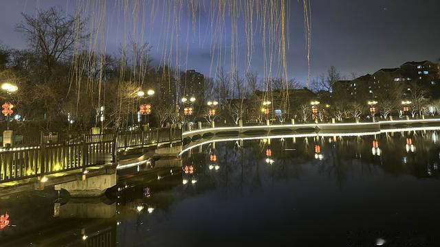 八月文山：搞钱这块儿，咱们普通人经常犯一