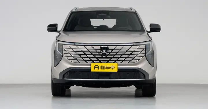 不用充电的省油之选：长安CS55 PLUS 蓝鲸超擎天枢智享型评测