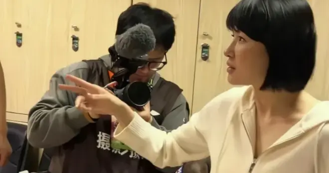 福建队赢球狂发三倍奖金？美女董事长当众拒批！撕开职场潜规则