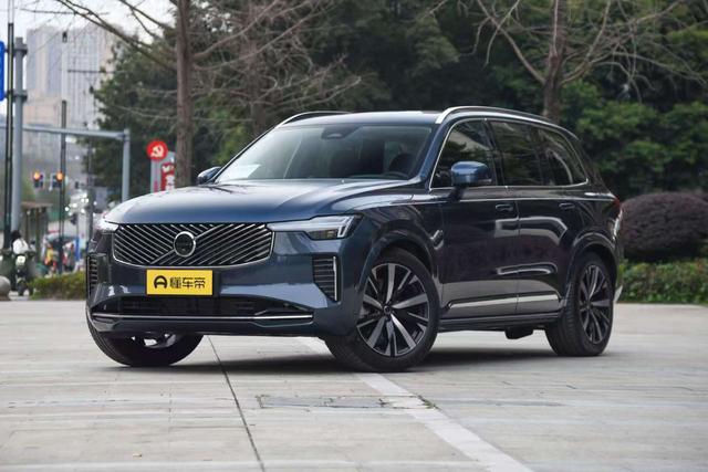 沃尔沃XC90即将焕新上市，新增六座布局，静谧座舱，豪华体验