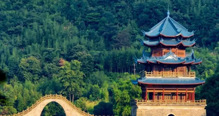 看着很贵，但实际便宜又好玩的3个小众城市！不挤不坑还出片！