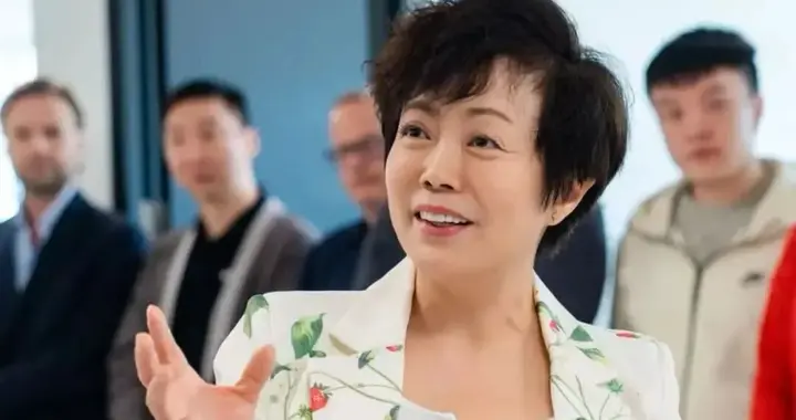 比亚迪执行副总裁预言：燃油车没有未来。你支持她的观点吗？