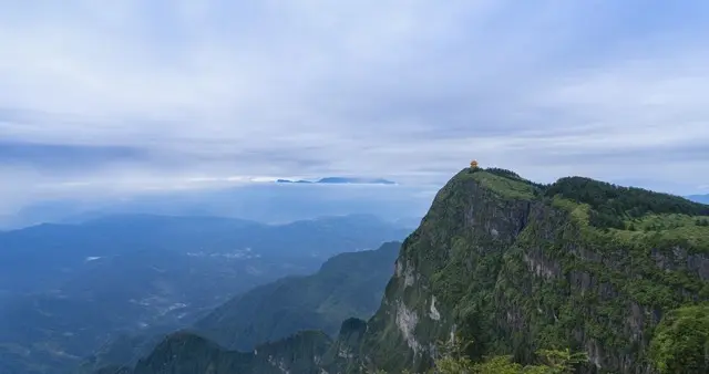 乐山很急，成峨高速施工图设计已完成马上开工，利好成都峨眉山