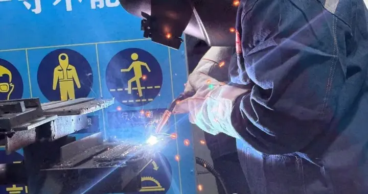 成年人转行技术推荐：焊工、PLC、汽车美容