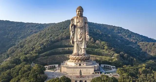 释迦牟尼：从王子到觉者，他用一生点亮了无数人的心灯