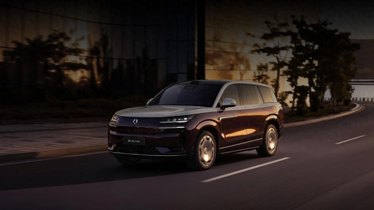 腾势N9闪充版震撼上市：40.98万元起，以科技重新定义豪华旗舰SUV