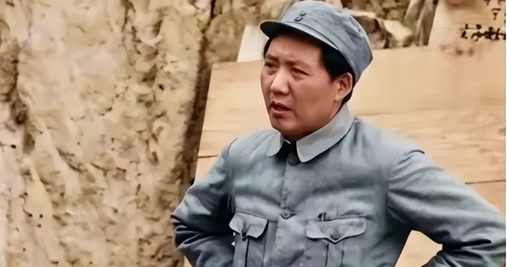 毛主席为经费发愁，飞虎队送万两黄金，日军感慨：金子怎么飞走的
