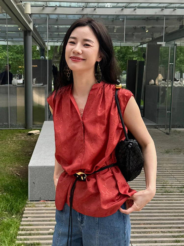 小众设计感别致独特绝美小衫红色无袖衬衫女