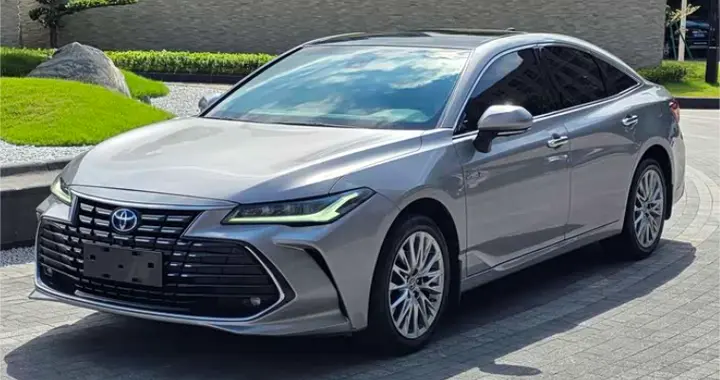 丰田将"价格战"打到底！亚洲龙降到12.88万起，不比凯美瑞香？