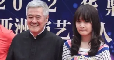 从抑郁低谷到幸福港湾，球球直播首曝丈夫学霸身份与治愈细节