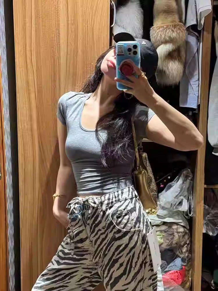 美式辣妹灰色v领斜肩型短袖t恤女夏季小个