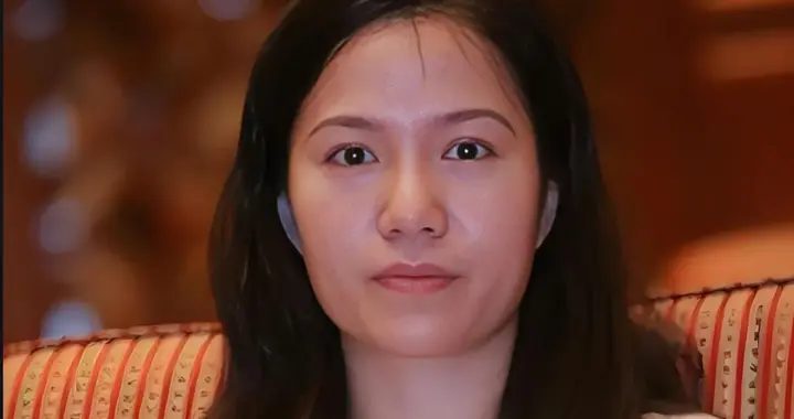 事实证明，多次被传远赴英国的49岁翁帆，印证了杨振宁生前的评价