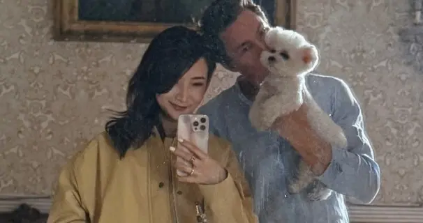 陈赫前妻许婧和外国老公定居南意，买了老房翻新，在宅子里秀恩爱