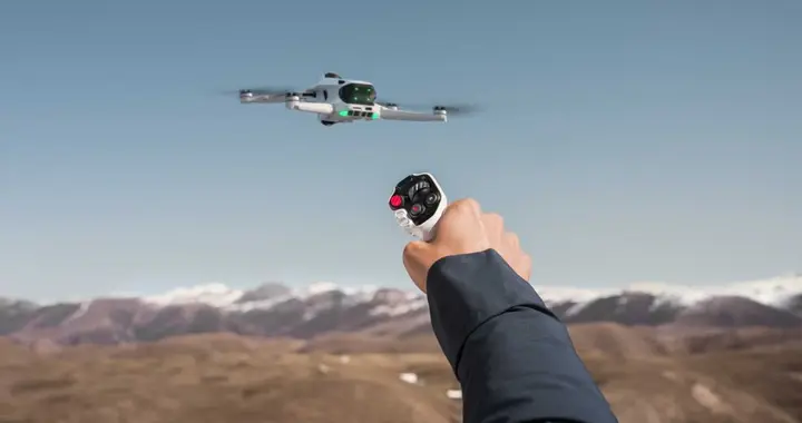 国补价6799元起，全球首款8K全景无人机，影翎Antigravity A1上市