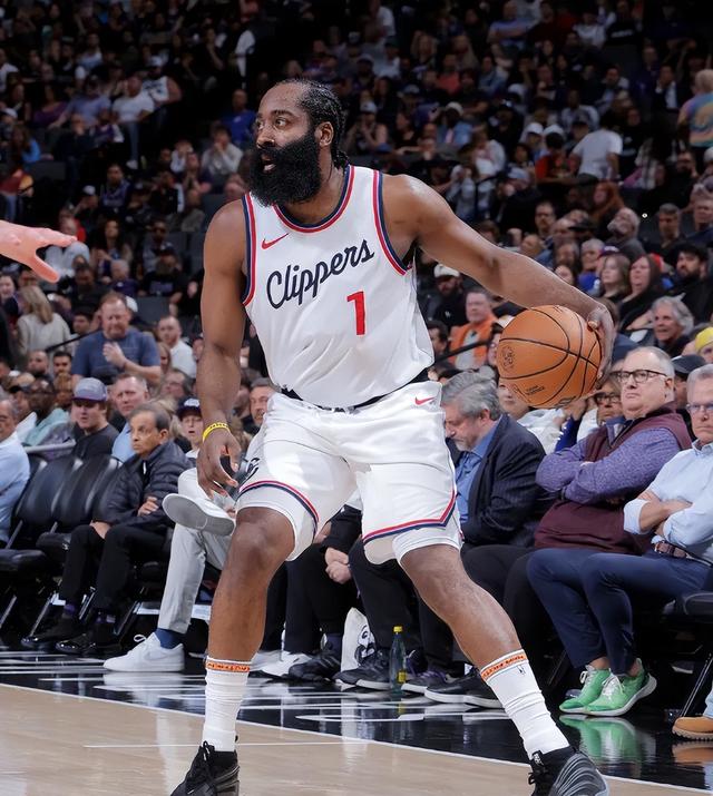 重排NBA近30年最难破5大纪录，科比81分垫底 榜首没争议