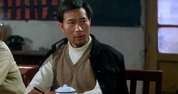【庚红影评】说说老电影中的“随大流”