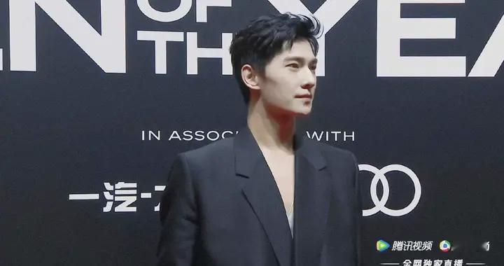 杨洋旧图，GQ盛典，大佬风姿