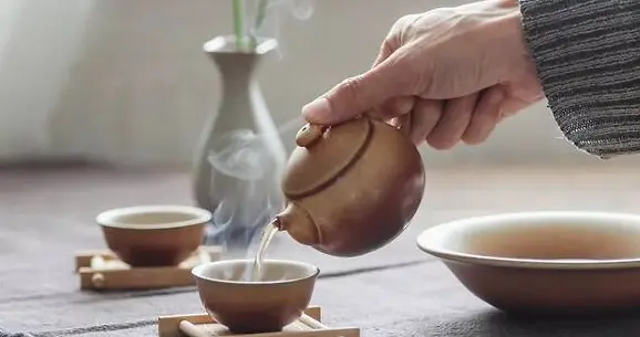 最难上联出炉， “近世进士尽是近视”，我不信有人能给出完美下联