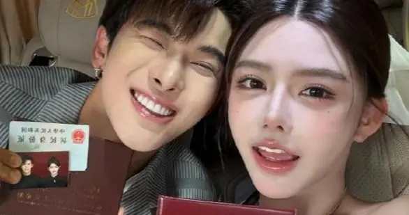 四婚四离、未婚先孕、手撕亲妈，整容33次，27岁的她咋疯成这样？