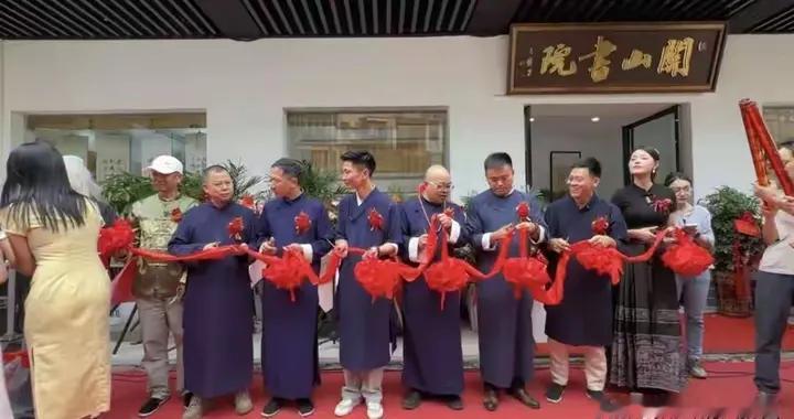 执笔游学两居士撕破脸，抢地盘互曝黑料，书法圈最后的体面碎了