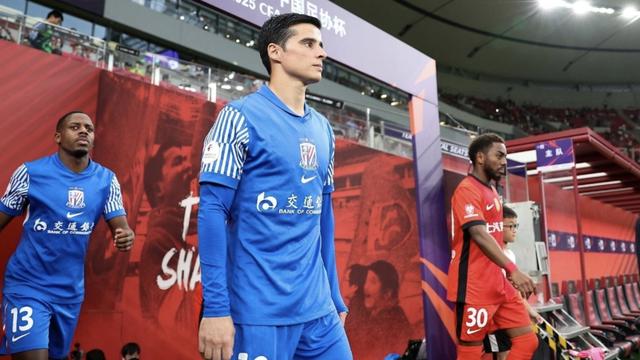 娱球：难道真成魔咒了？李海新主哨的上海德