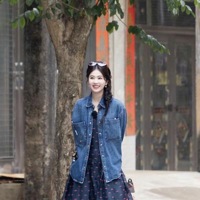 甘肃娟子Qywh：白鹿的笑容，是市井里最