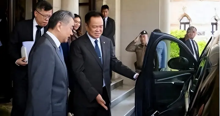 王毅刚走，泰国拍板一万亿超级工程！中国将多一条高效便捷的通道