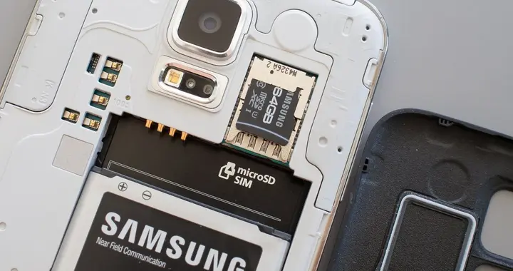 存储卡消失10年，2026年手机厂商集体回头？microSD Expr...