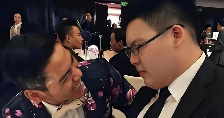 向太公开批评小儿子向佑：好高骛远、总想一夜暴富，结果一败涂地