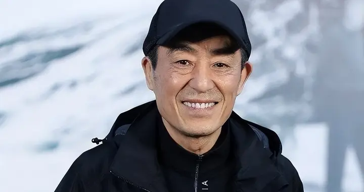 长得太美被导演占为己有，25岁生下3个孩子，现在个个都给她争光