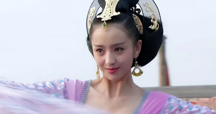 元成中落（二四）燕啄皇孙：赵飞燕姐妹谋害皇子，是否真有其事？