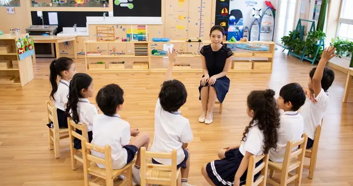 2026 幼儿园新规有多香？吃饭、接送、上学全调整，家长终于不用愁