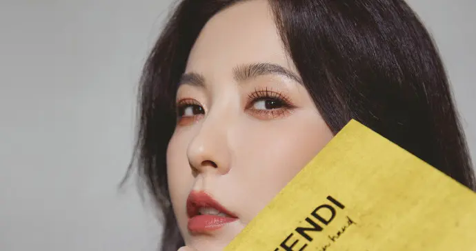 曾黎超美造型