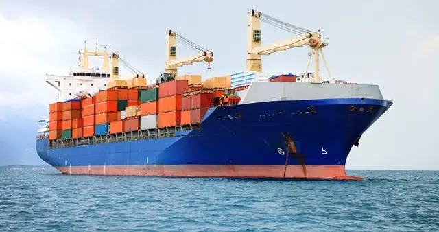 伊拉克走陆路卖油，中东改道大乱炖，霍尔木兹停摆后会怎样?