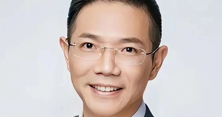 储教授从力挺许敏到态度180 度大转变，态度摇摆