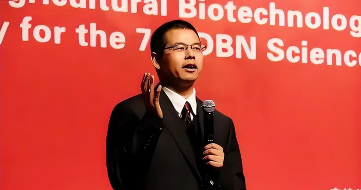 钱躺在银行，人已去天堂，密集套现60亿后，饲料大王猝然辞世