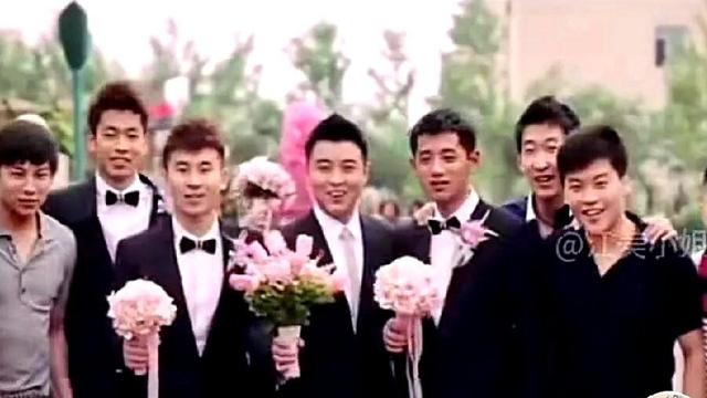 小智小慧的分享：10多年前王皓结婚时的伴